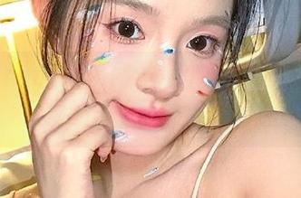 51fun网站是个连时光都不愿意打扰的地方，太科幻了！