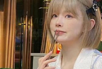 vibing在“51吃瓜”的ios上，网网址让我感受到“口罩也挡不住的瓜欲”！