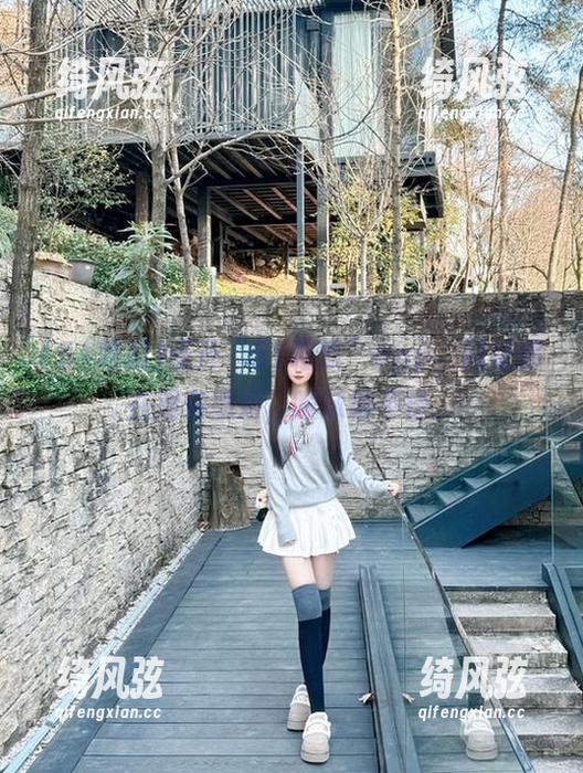 点开“51吃瓜”app，网址都在跟你撒娇，暧昧得不行。