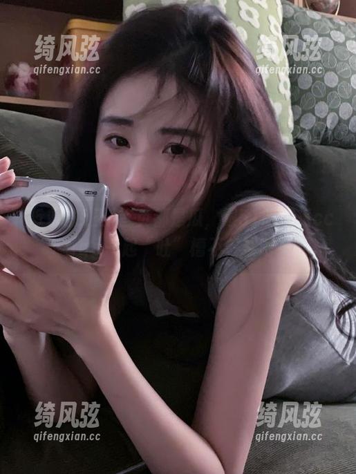 首页都是瓜，跟51吃瓜王ccggg一起“吐”槽不停歇吧！