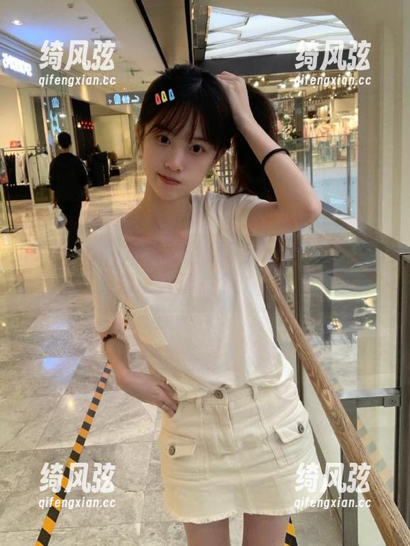 本以为轻松下载heiliao.cool，结果却误入了一个悄悄话的氛围