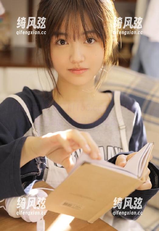 打开“hl155.ccm”传送门，瓜田里的人都有啥新动态？