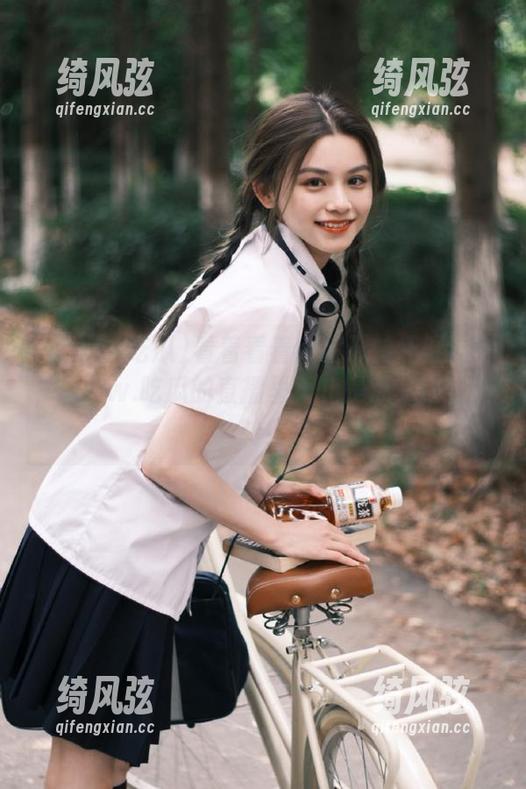www.吃瓜 看着看着突然开始怀疑人生,www.吃瓜的直播里不止是瓜,还有反转!