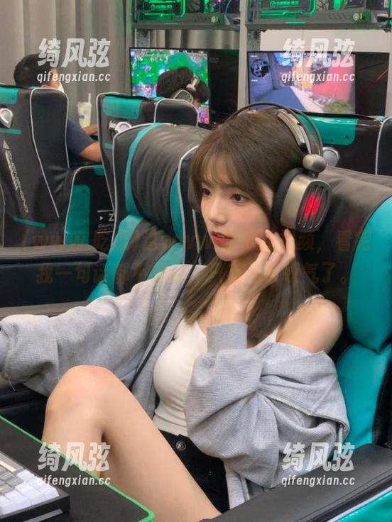 这www.吃瓜的视频，看完我一句话都不想说，只有无奈叹气了。