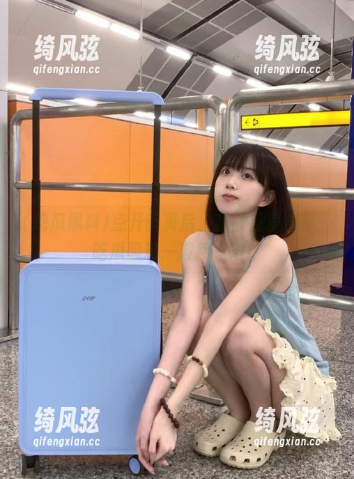 点开首页后，我被反差冲击，吃瓜黑料一波接一波！