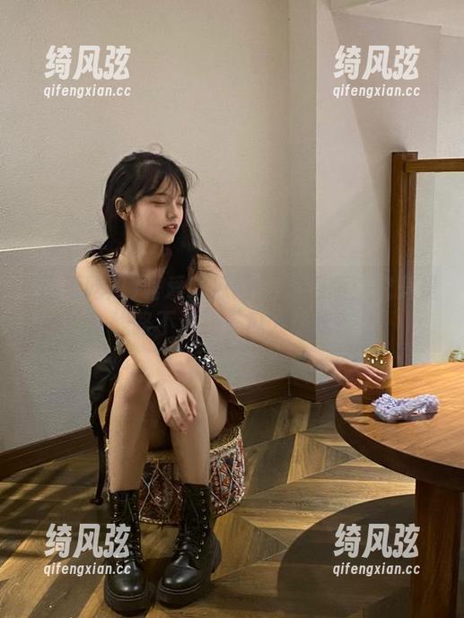 吾爱吃瓜网vs普通版：究竟是线路不清还是瓜太难吃？