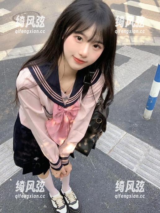 国产吃瓜 “国产吃瓜”地址探讨:每一步都是更坑爹的奇遇