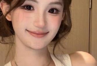 一登录“我要吃瓜网”，校园里的黑料顿时浮出水面，难道我也成了目击证人？！