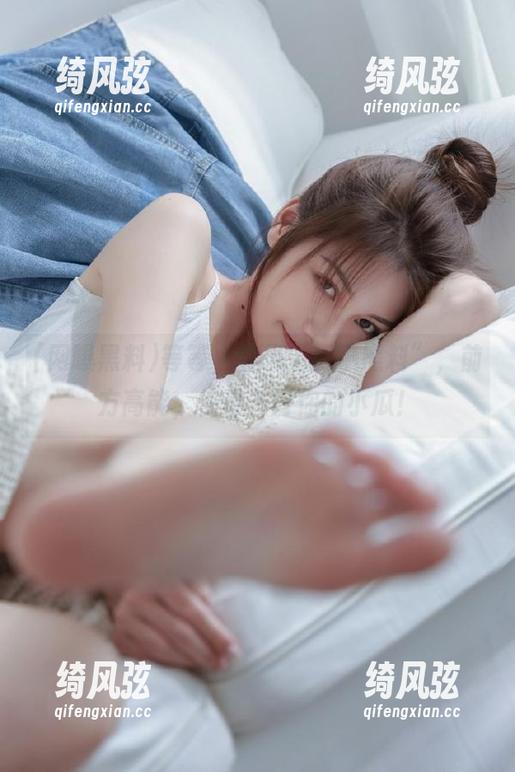 等等，登录“网曝黑料”，前方高能，快准备好你的小瓜！