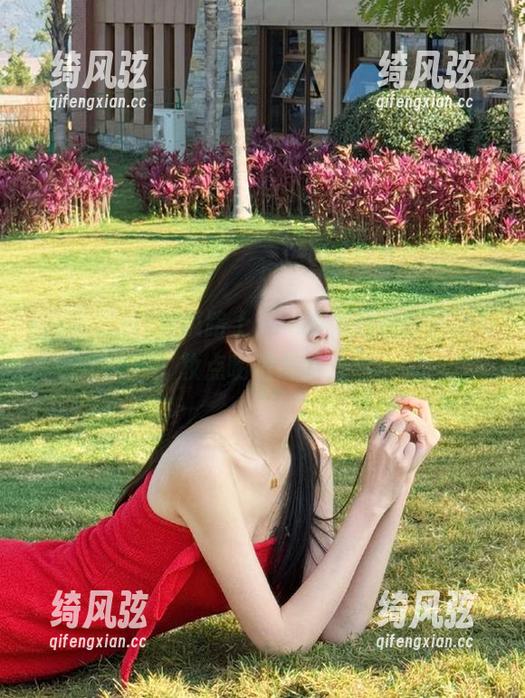 吃瓜路上，网曝黑料必备资源为妆点唠嗑加成！