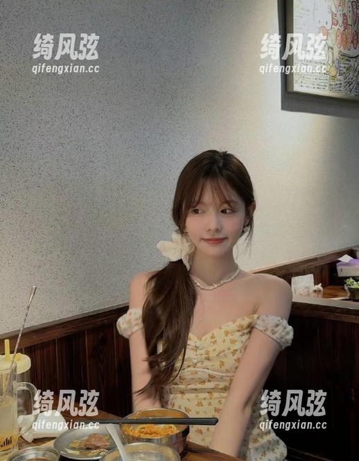 哪位朋友在“黑料不打烊zzzttt.su”网站开了个瓜摊？我想摊上看看！