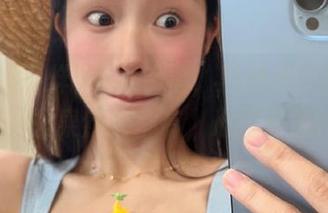 动动手指，黑料不打烊zztt35app里果然啥都有，心里开始得意…