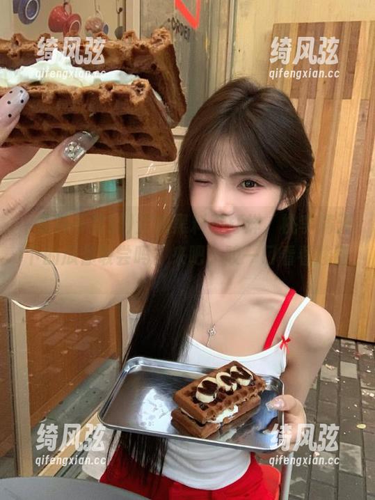 登陆黑料不打烊，桃李满天下的瓜你敢尝吗？来吧，咬一口看看酸甜。