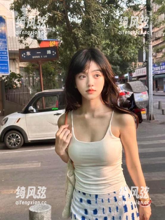 黑料吃瓜网官网：今天的吃瓜新闻让你心情大好，耶！