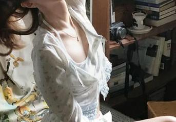 黑料正能量网页爆料的内容，每次刷看都让我忍不住“啧啧”声，戏精们出动了？