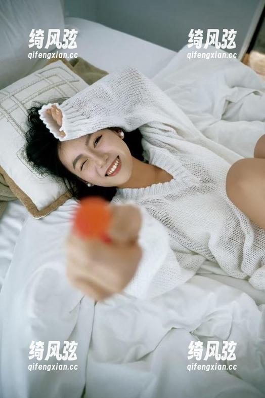 黑料社区网站：在线解锁被闹剧包围的日常。