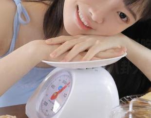 在黑料网曝，每一则吃瓜都是永久陪伴，刷新你的八卦人生