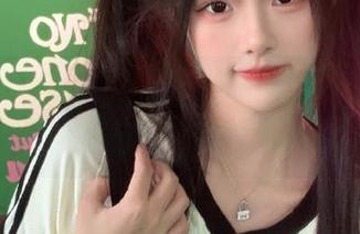 在黑料网曝首页，吃瓜在线观看，感觉自己成了瓜田知音！